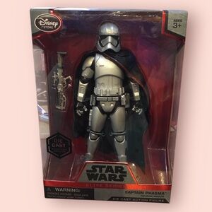 Disney Star Wars Elite Series Die Cast Action Figure (Captain Phasma)